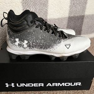 Under Armour Cleats, men’s 8.5
